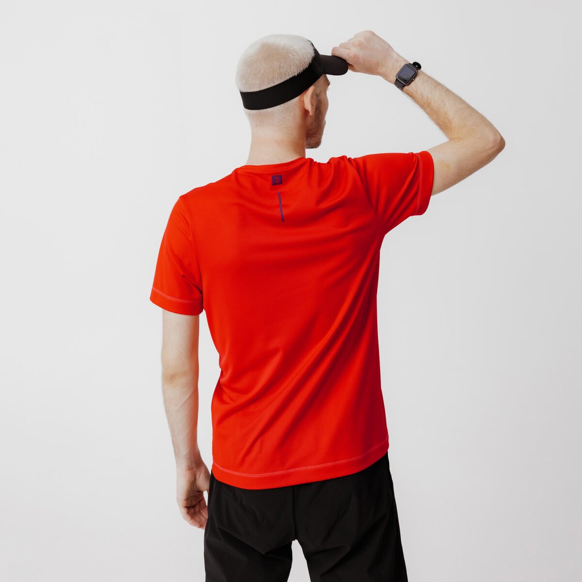 Men Running T-Shirt Breathable, Quick Dry, Kiprun 100 - Red - Image 5
