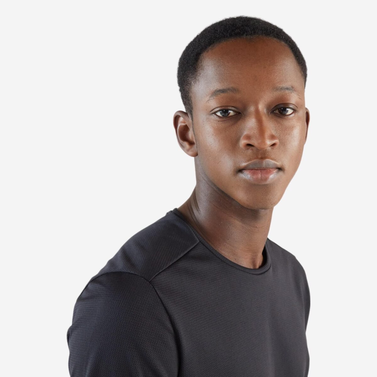 Men Running T-Shirt Breathable, Quick Dry, Kiprun 100 - Black - Image 2